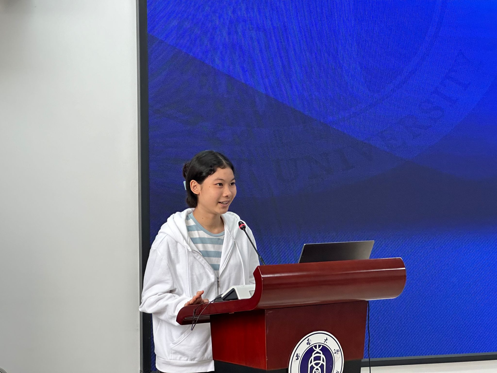 ecefa3de0402f66d50466d3c98f5dd9 ecefa3de0402f66d50466d3c98f5dd9